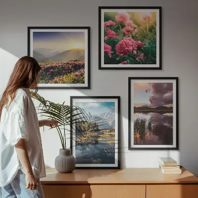 Set van posters met lijst bloementuin met bergweide in waterverfstijl