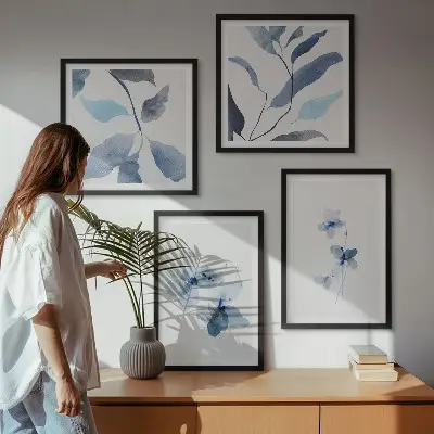 Minimalistische blauwe bloemen meerluik in lijst