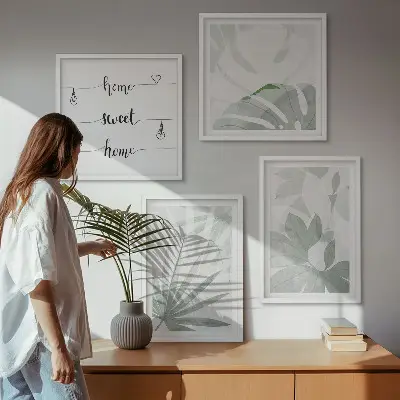 Set van posters met lijst met een afbeelding van bladeren in groenachtig grijze tinten