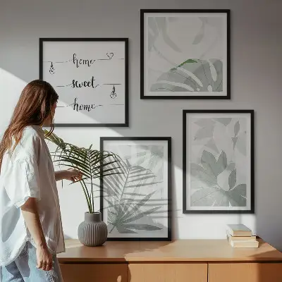 Set van posters met lijst met een afbeelding van bladeren in groenachtig grijze tinten