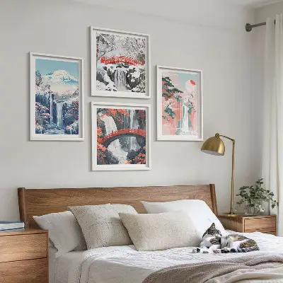 Set posters met lijst met afbeeldingen van watervallen bergen een brug en bomen