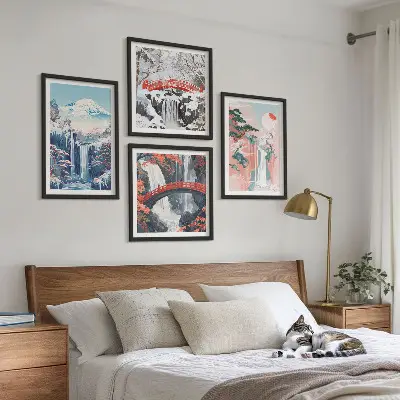 Set posters met lijst met afbeeldingen van watervallen bergen een brug en bomen