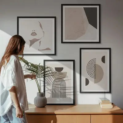 Abstracte gelaatsvormen meerluik in lijst