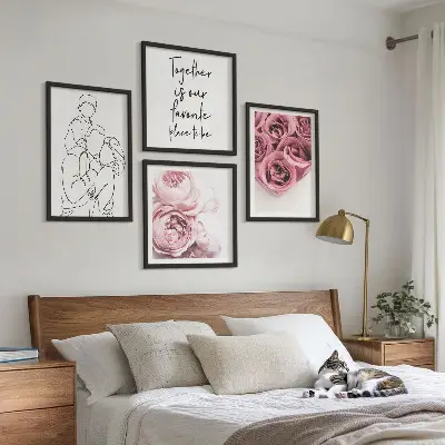 Familieboeketten met rozen in lijntekening set van posters met lijst
