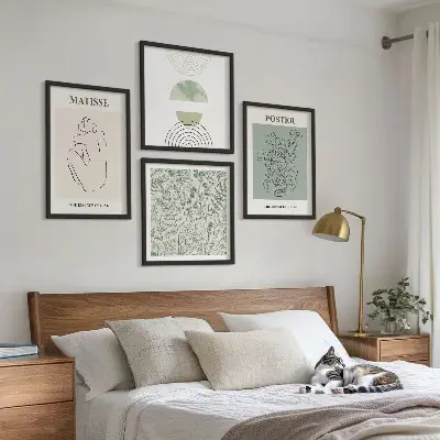 Meerluik in lijst met lijnen, plantpatronen en minimalisme