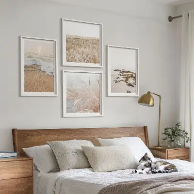 Set van posters met lijst strandgolven met stenen in de zomer