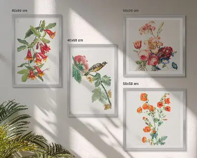 Meerluik in lijst met geschilderde bloemen en retro vogel 