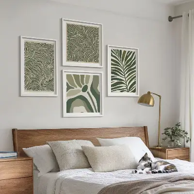 Set posters met lijst met bladpatronen en golvende vormen