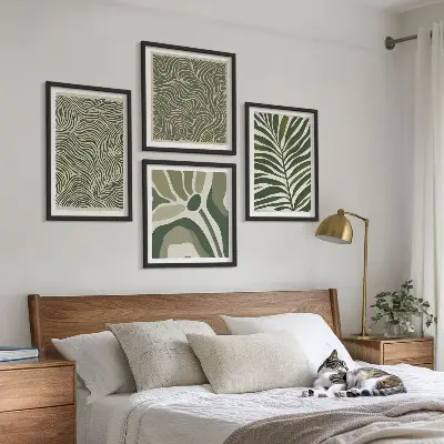 Set posters met lijst met bladpatronen en golvende vormen