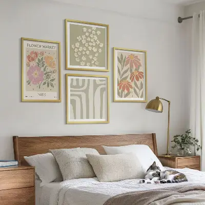 Set posters met lijst botanische motieven in Parijse minimalistische stijl
