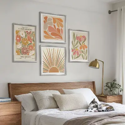 Pastelkleurige zonnebloemen meerluik in lijst