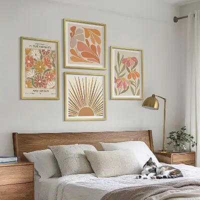 Pastelkleurige zonnebloemen meerluik in lijst