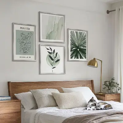 Set posters met lijst met groenbeige plantpatronen