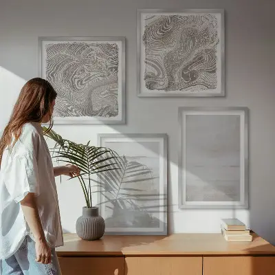 Meerluik in lijst met versleten texturen in moderne stijl