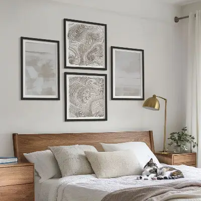 Meerluik in lijst met versleten texturen in moderne stijl