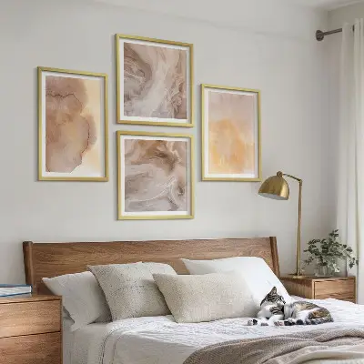 Set posters met lijst met warme aquarelverf op canvas