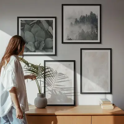 Meerluik in lijst met pastelkleurig marmeren steenmotief