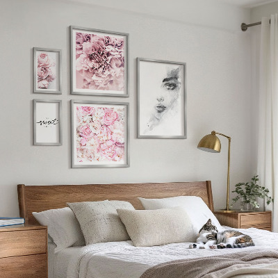 Gallery wall Bloemenportret over thuis
