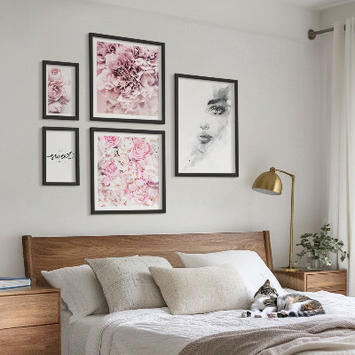 Gallery wall Bloemenportret over thuis