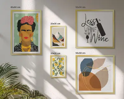 Set van moderne schilderijen met abstracte portretten in boho-stijl