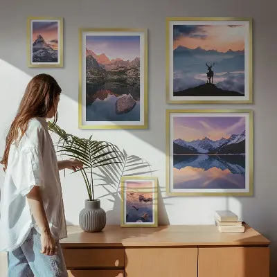 Gallery wall Weerspiegelingen van de zonsondergang in de bergen