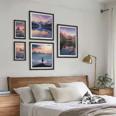 Gallery wall Weerspiegelingen van de zonsondergang in de bergen