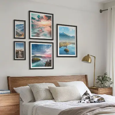 Moderne schilderijen set met berglandschappen en watervallen
