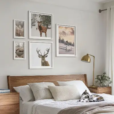 Moderne schilderijen set met winterlandschappen met herten
