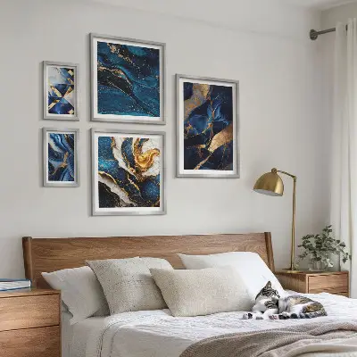 Wanddecoratie compositie met abstracte blauwe patronen