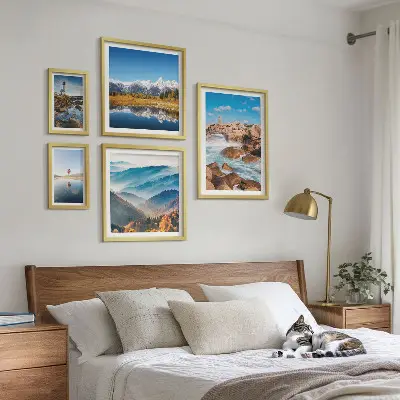 Moderne schilderijenset met natuurlijke bergen, zee en vuurtorens