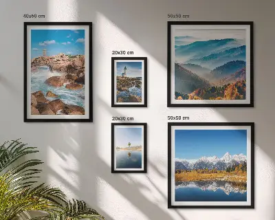 Moderne schilderijenset met natuurlijke bergen, zee en vuurtorens