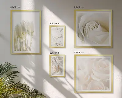 Gallery wall met witte rozenmarmeren accenten