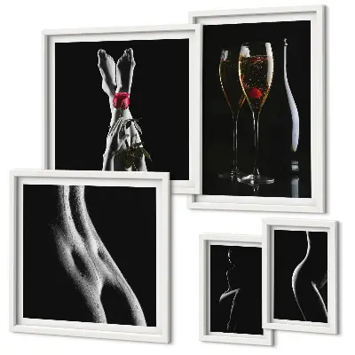 Gallery wall Elegante, moderne accenten in zwart en rood.