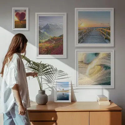 Moderne schilderijenset met afbeeldingen van landschappen, bergen, harten, golven en ballonnen