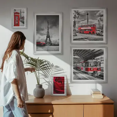 Moderne schilderijenset met architectonische iconen en voertuigen