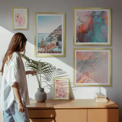 Wanddecoratie compositie met romantische roze landschappen