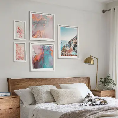 Wanddecoratie compositie met romantische roze landschappen