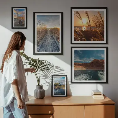 Wanddecoratie landschap met water, vegetatie en een wandelpad