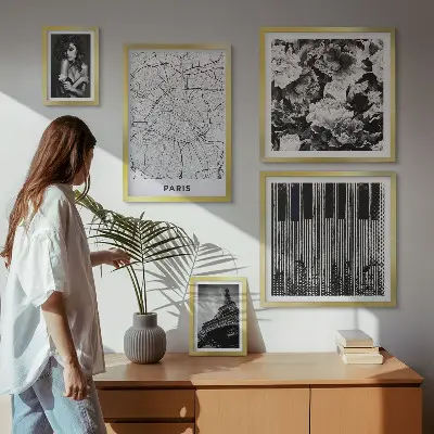 Gallery wall met een elegant Parijs architectuurontwerp