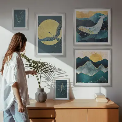 Wanddecoratie compositie met vogels en bergen in een moderne stijl