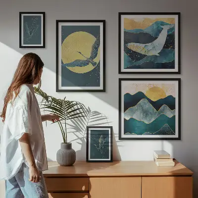 Wanddecoratie compositie met vogels en bergen in een moderne stijl