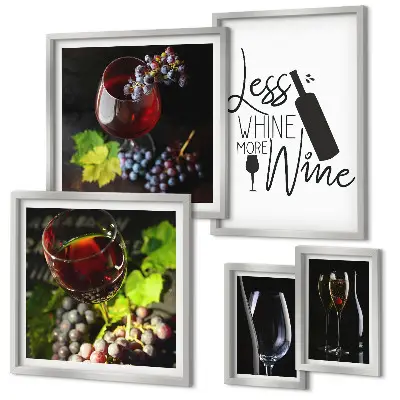 Wanddecoratie met wijn en accessoires stijlvolle compositie