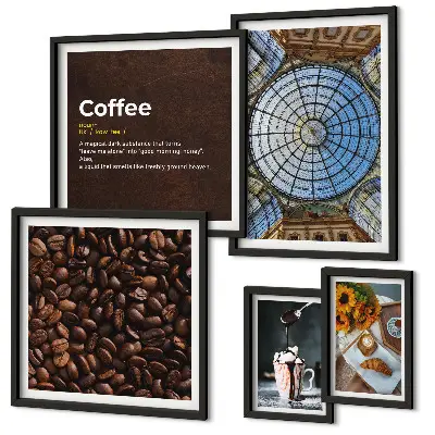 Set van moderne schilderijen met koffiesnoepjes in rustieke stijl