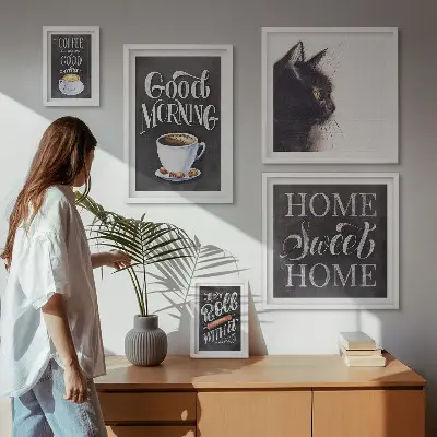 Wanddecoratie compositie met positieve koffie- en kattenspreuken