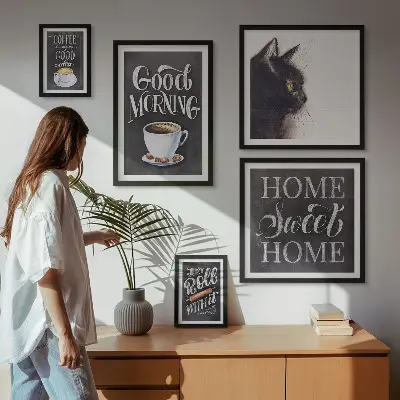 Wanddecoratie compositie met positieve koffie- en kattenspreuken