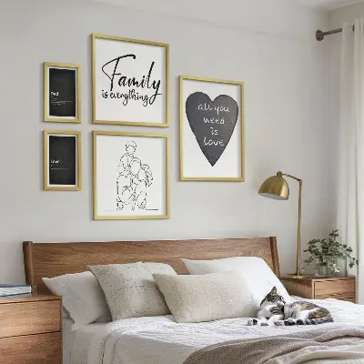 Gallery wall met thema familiewaarden, liefde en verbondenheid