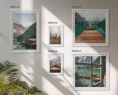 Schilderijen set met berglandschappen en meren