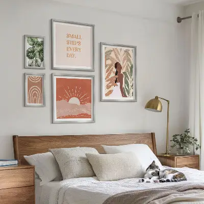 Wanddecoratie met plantenmotief in boho-stijl