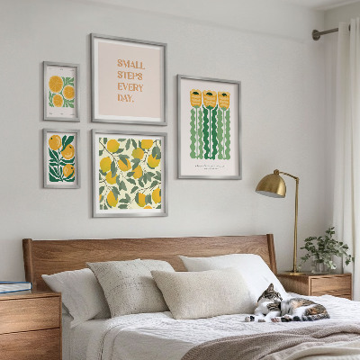 Moderne schilderijen set Bloemen, citrusvruchten, positieve slogans