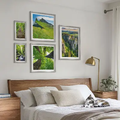 Wanddecoratie compositie groene landschappen met natuurpaden